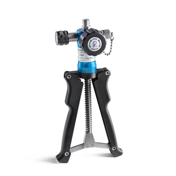 Ralston Instruments DCAP Pneumatic Hand Pump, 600 psi, 1/8" MNPT gauge connection, 3' hose