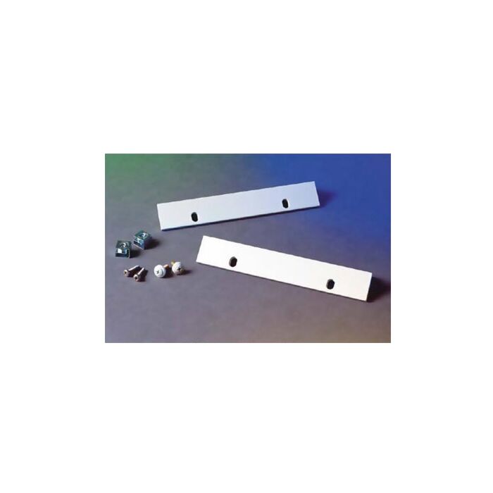 Keysight 1CM020A Rack Mount FlangeKit, 88.1mm H (2U) 4 Bracket (4U total)