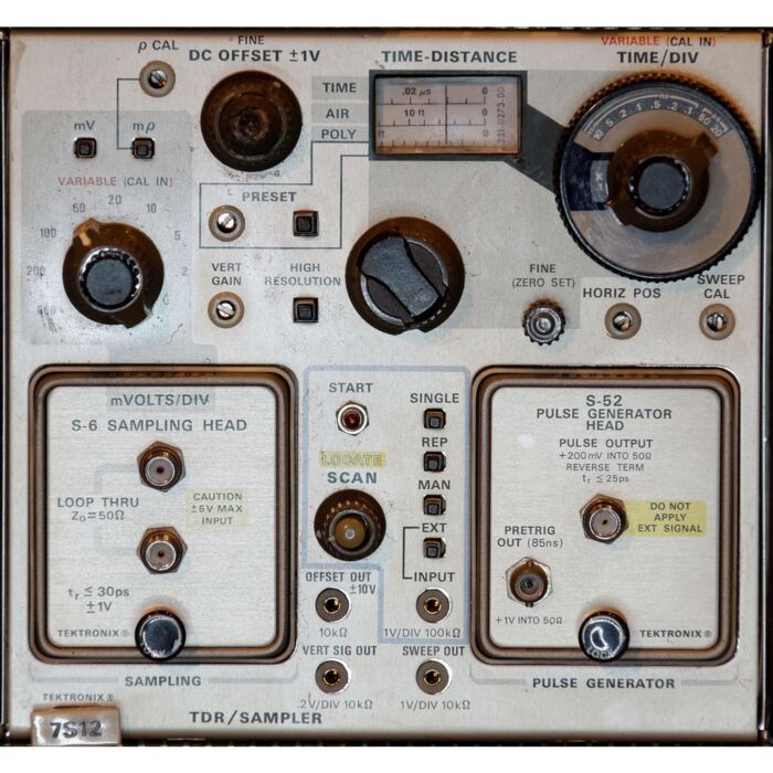 Tektronix 7S12 for Rent, 18 GHz TDR/Sample Plug-In